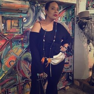 Meet your Posher, Crystal